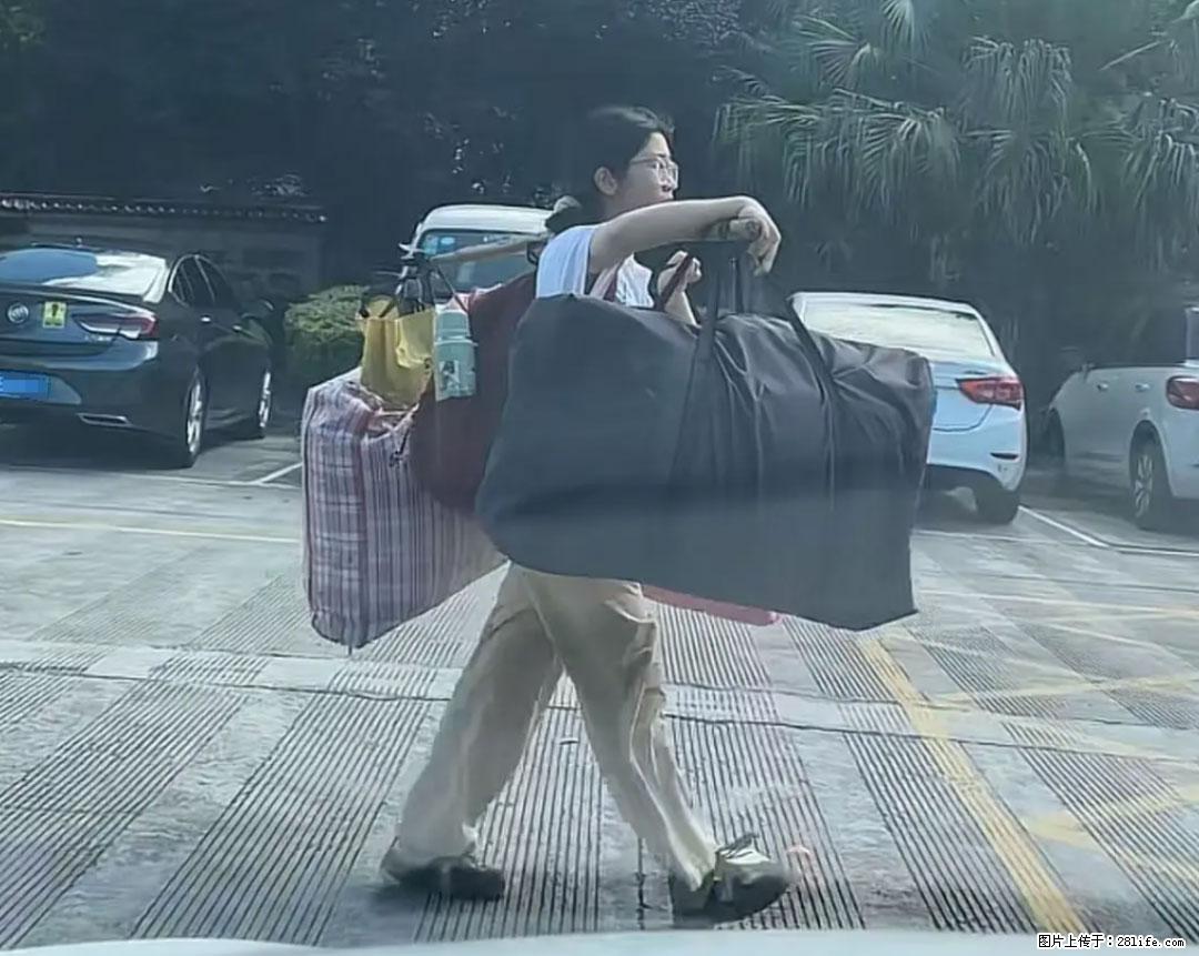 全网追的“扁担女孩”，找了一份暑假工，时薪12元 - 潍坊生活资讯 - 潍坊28生活网 wf.28life.net